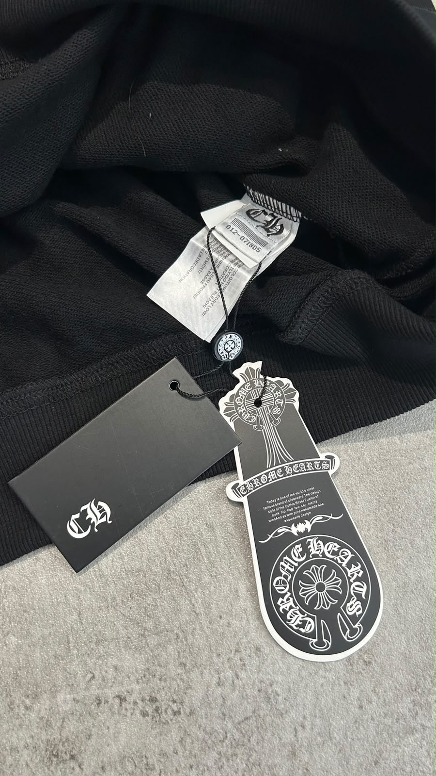 MOLETOM CH "BLACK"